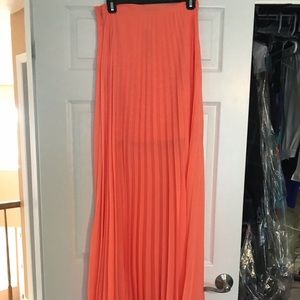 Pleated coral maxi skirt
